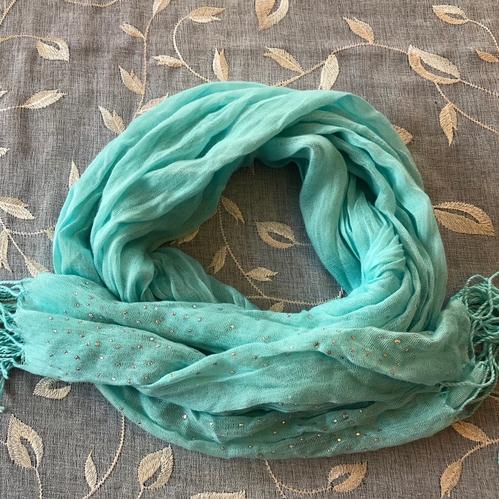 Scarf with Sparkles